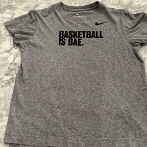 Nike Gray Graphic T-Shirt